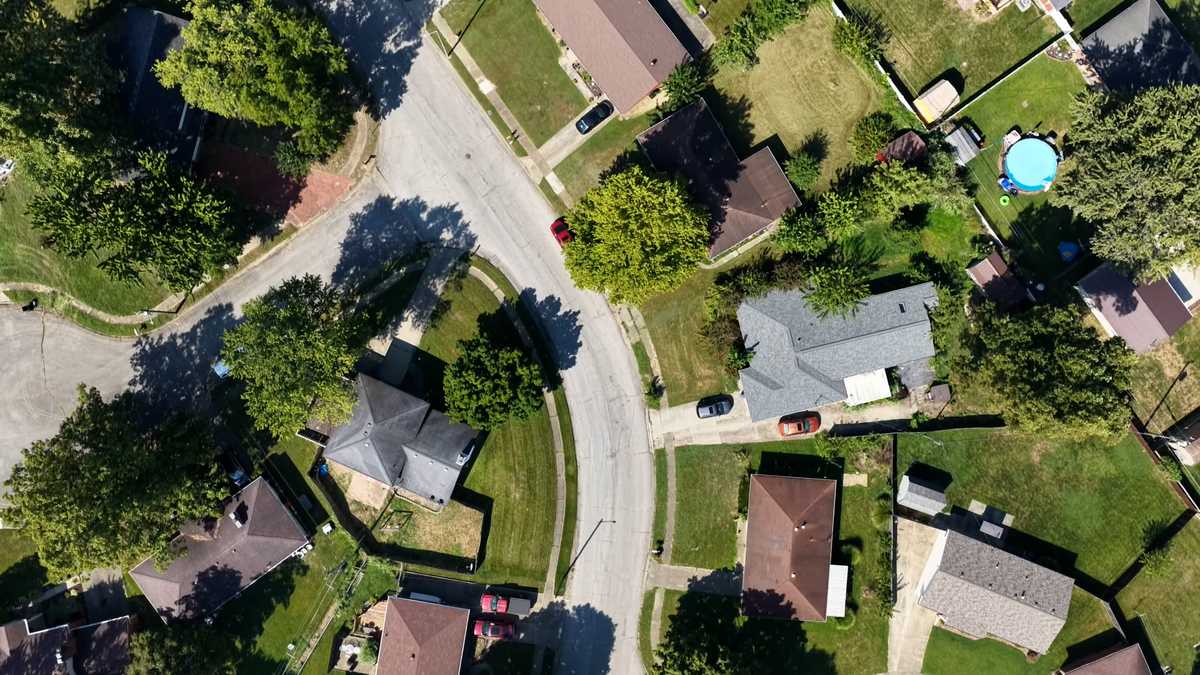 1,000+ Clarksville neighbors have been losing power nightly. Here's why.