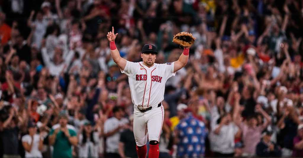 Family, Fenway and a grand slam mean everything to Caleb Durbin