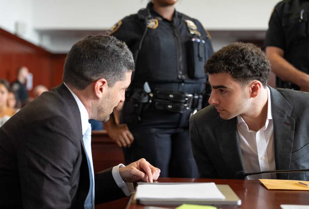 wmtw.com - Luigi Mangione could plead guilty Friday in federal case, AP source says
