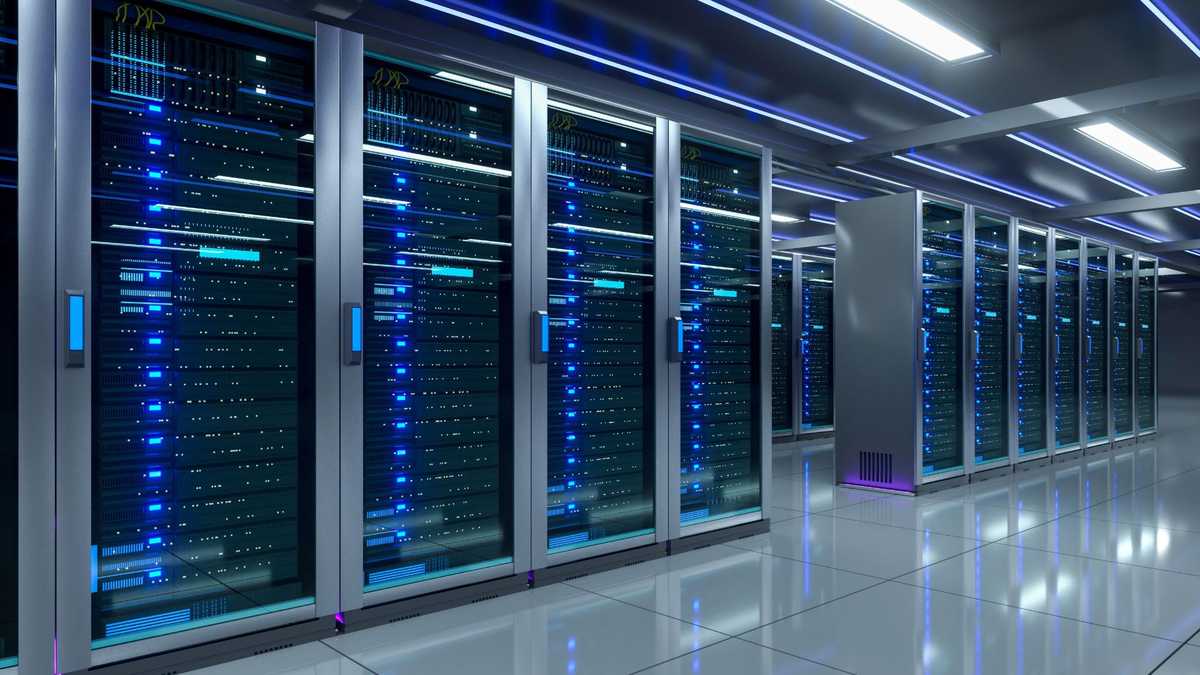 Louisville committee advances temporary pause on data center proposals