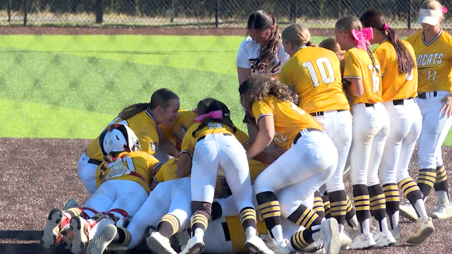 Richmond Hill softball punches ticket to Elite Eight with Game 3 win over Dacula