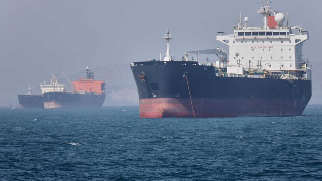 Proposed UN resolution threatens Iran with sanctions if it doesn't allow freedom of navigation
