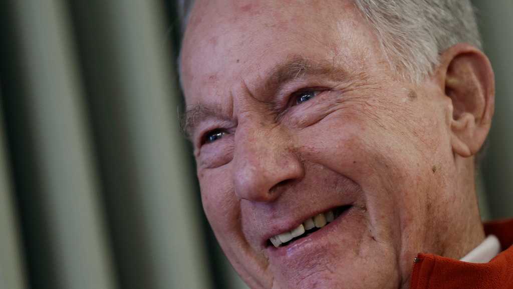 Jim Whittaker, the first American to summit Mount Everest, dies