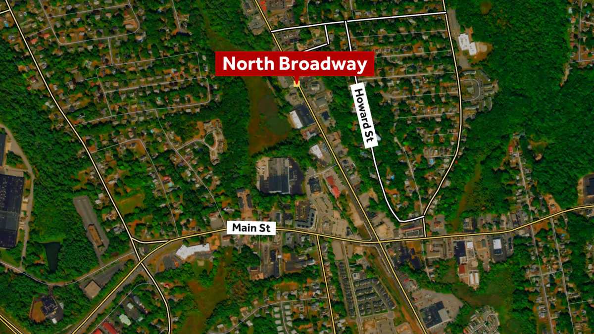 Salem Police respond to Walmart for bomb threat on Friday