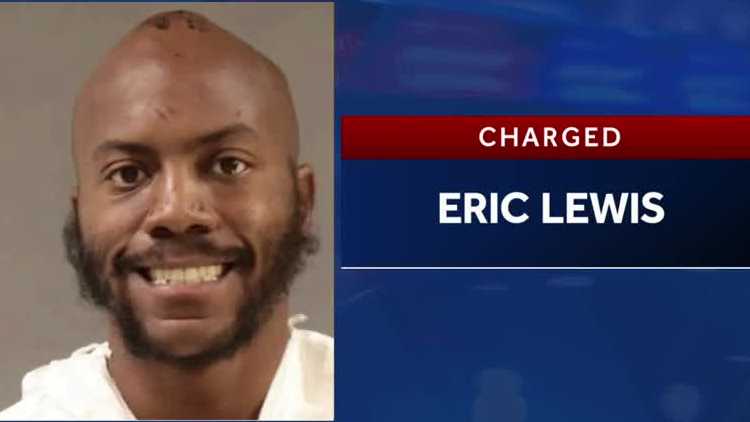 Philadelphia man accused of killing officer faces federal charges