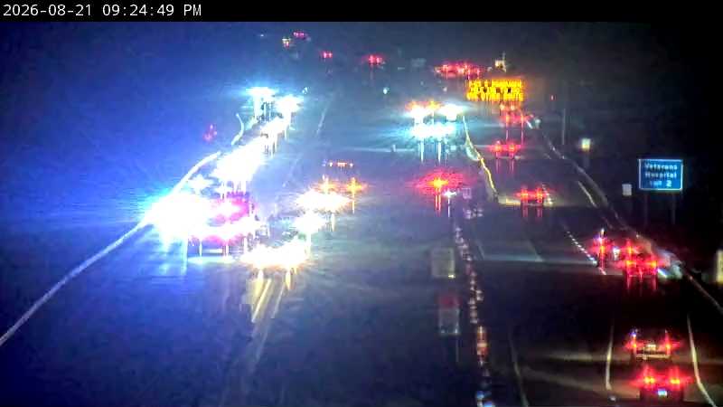 All lanes blocked after crash on I-71 North near Zorn Avenue - WLKY