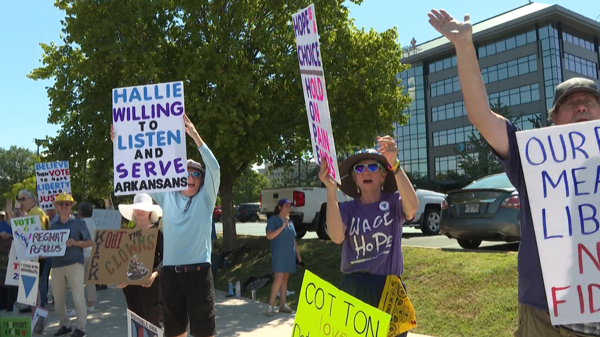 Indivisible NWA marks 75th consecutive weekly protest in Rogers