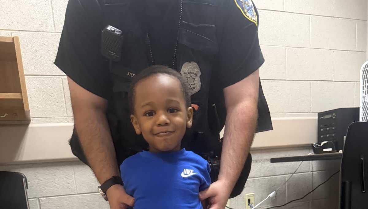 Milwaukee police found guardians of lost child