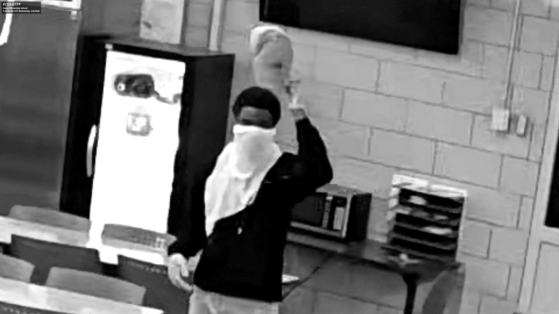 Jackson Public Schools searching for suspect after break-in at Casey Elementary