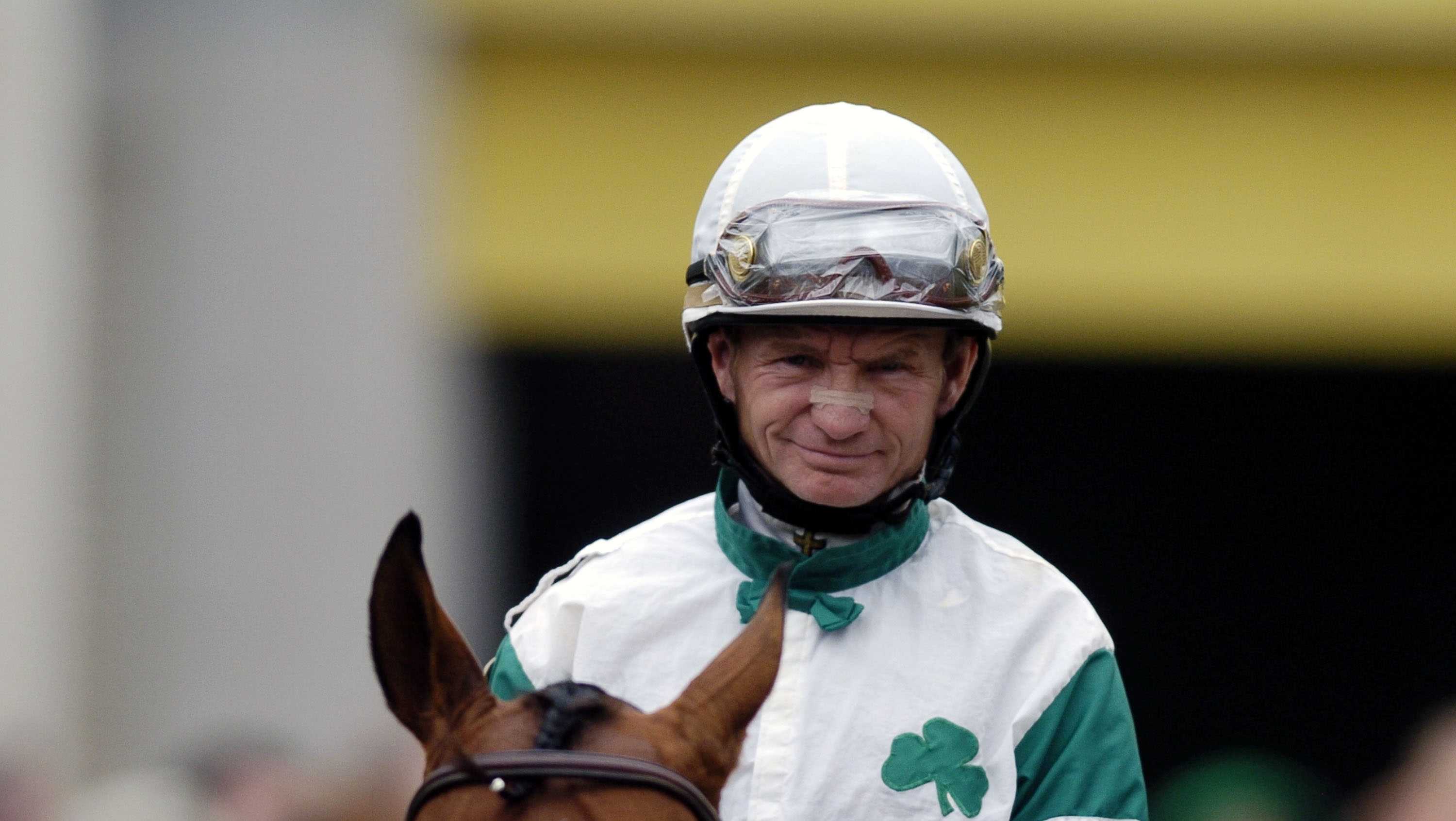 Hall of Fame jockey to do 'Riders Up!' call at Kentucky Derby