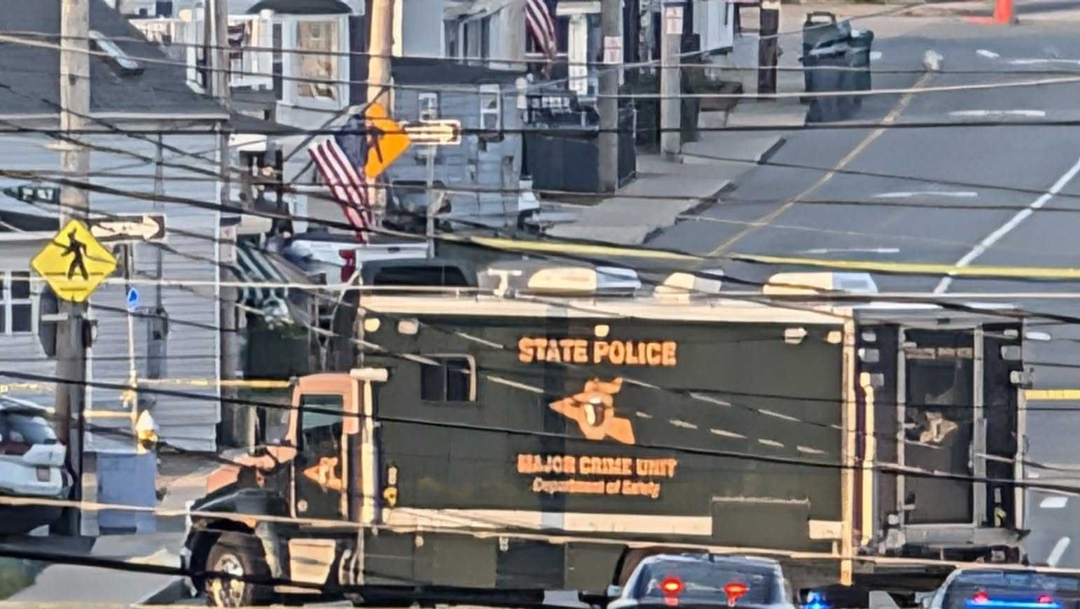Shooter dead, 2 victims hospitalized after incident near Hampton Beach