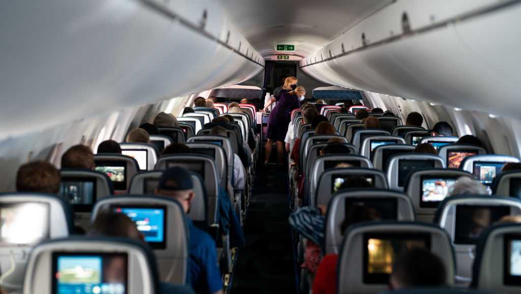 Delta Air Lines to soon stop offering free snacks, drinks on hundreds of flights