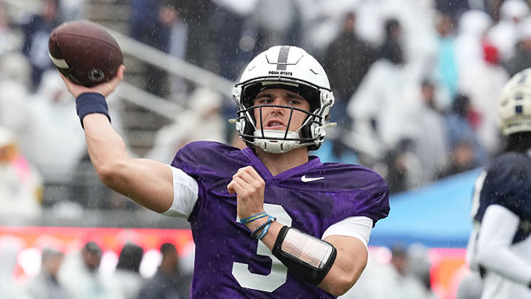 Rocco Becht returns to football after surgery and rehab