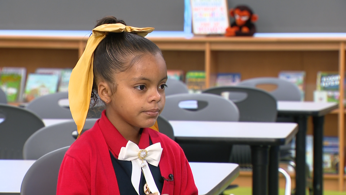 Anne Arundel County school turns gold for childhood cancer awareness