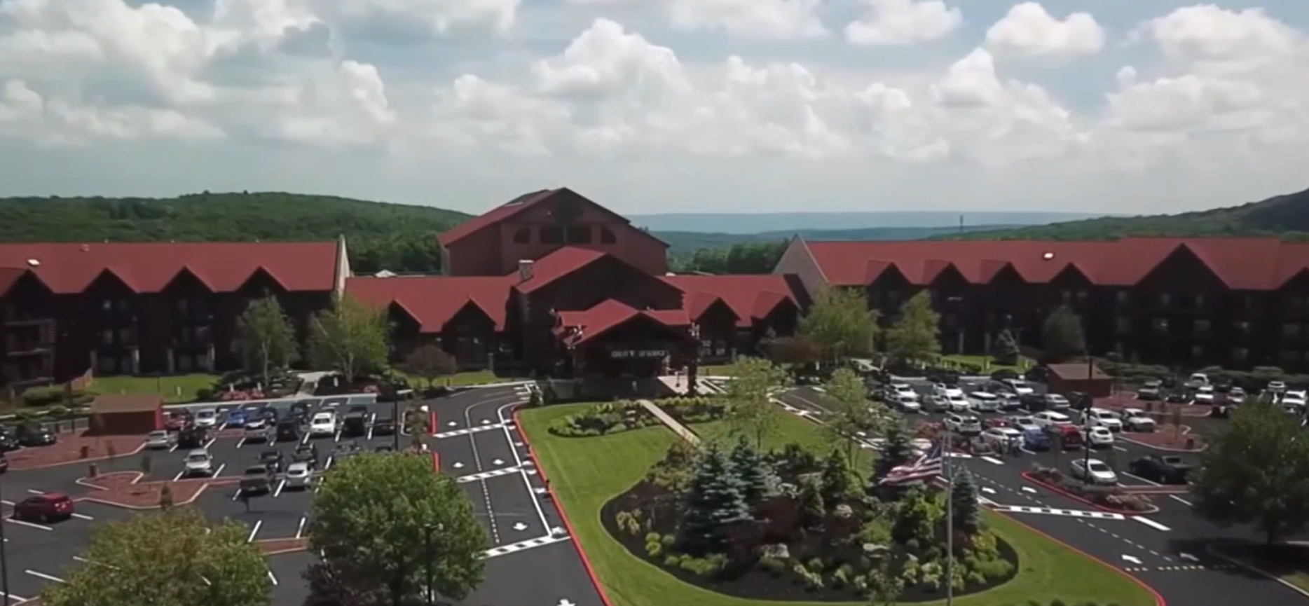 Great Wolf Lodge homicide in Pennsylvania: Woman kills husband and 3-year-old son, police say