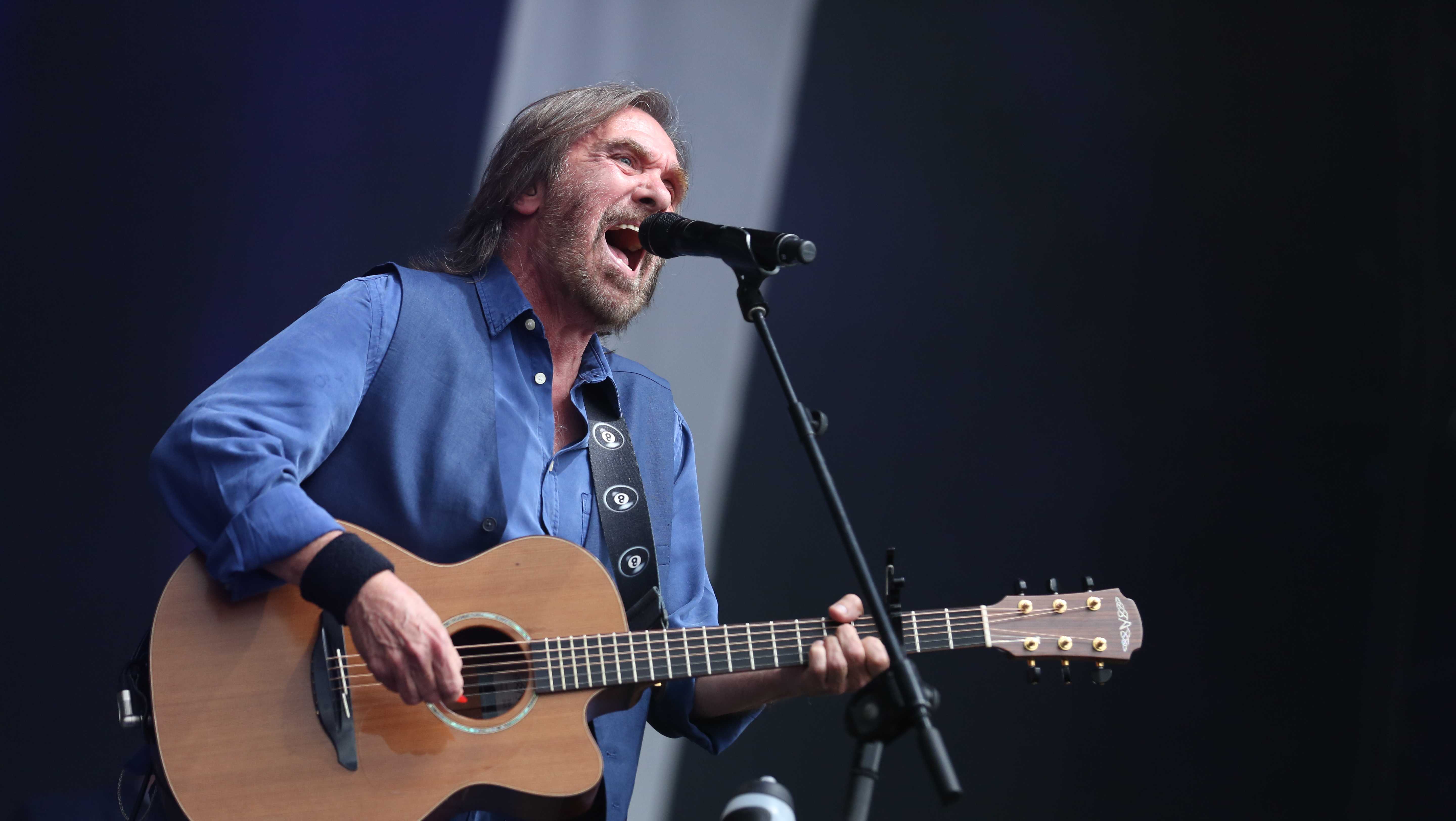 Dennis Locorriere, Dr. Hook singer and guitarist, dies at 76 WDSU