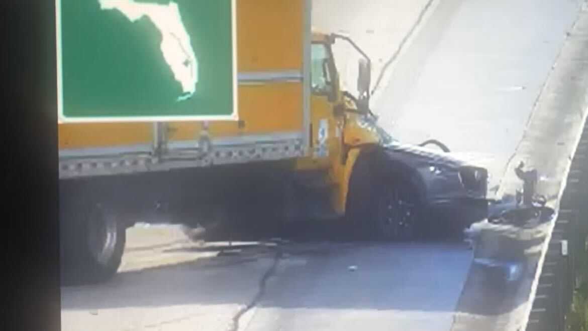 8 people hospitalized after 6-vehicle Turnpike crash in Delray Beach