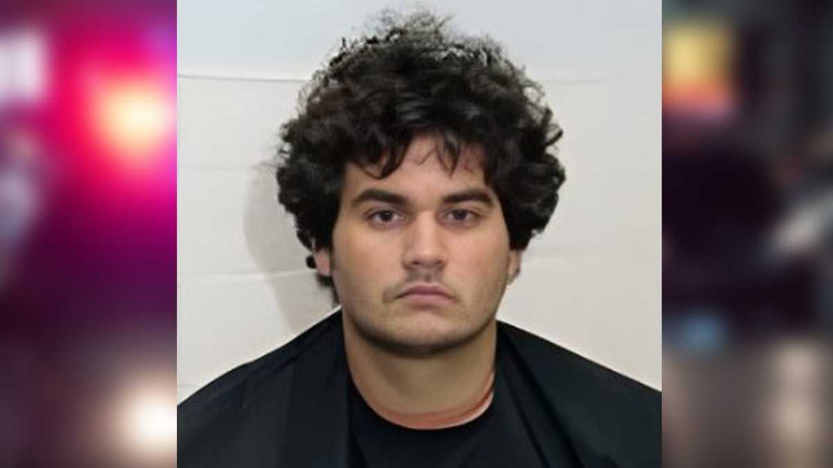 SC man arrested after vandalism spree involving an opossum, deputies say