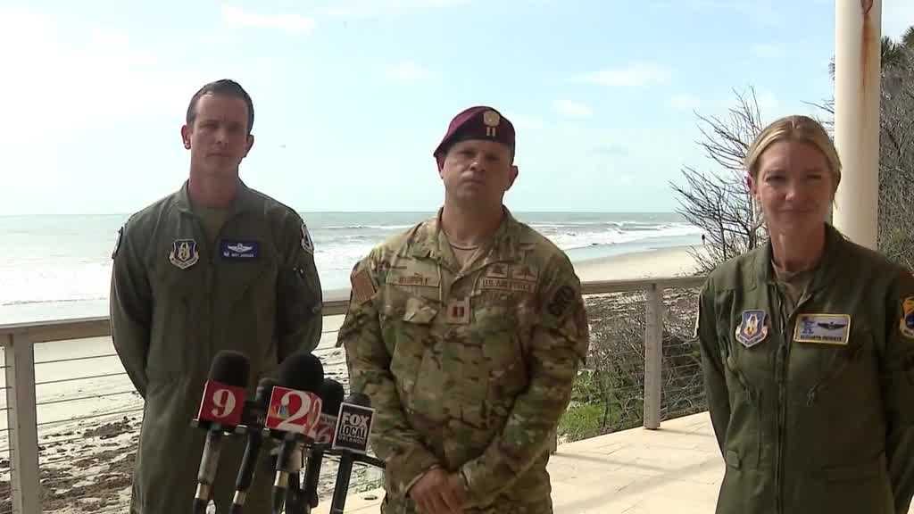 'Pretty miraculous': Rescue pilots recount dramatic response to ocean plane crash near Melbourne