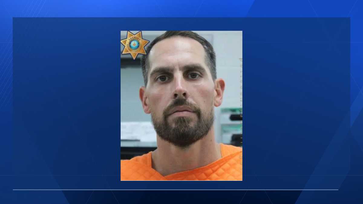 Florida man extradited to Iowa, held on bond in hotel murder case