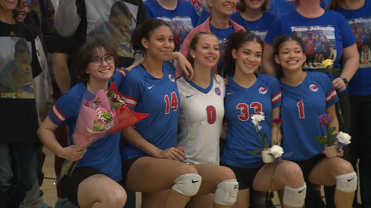 Hartford High School celebrates back-to-back senior day wins