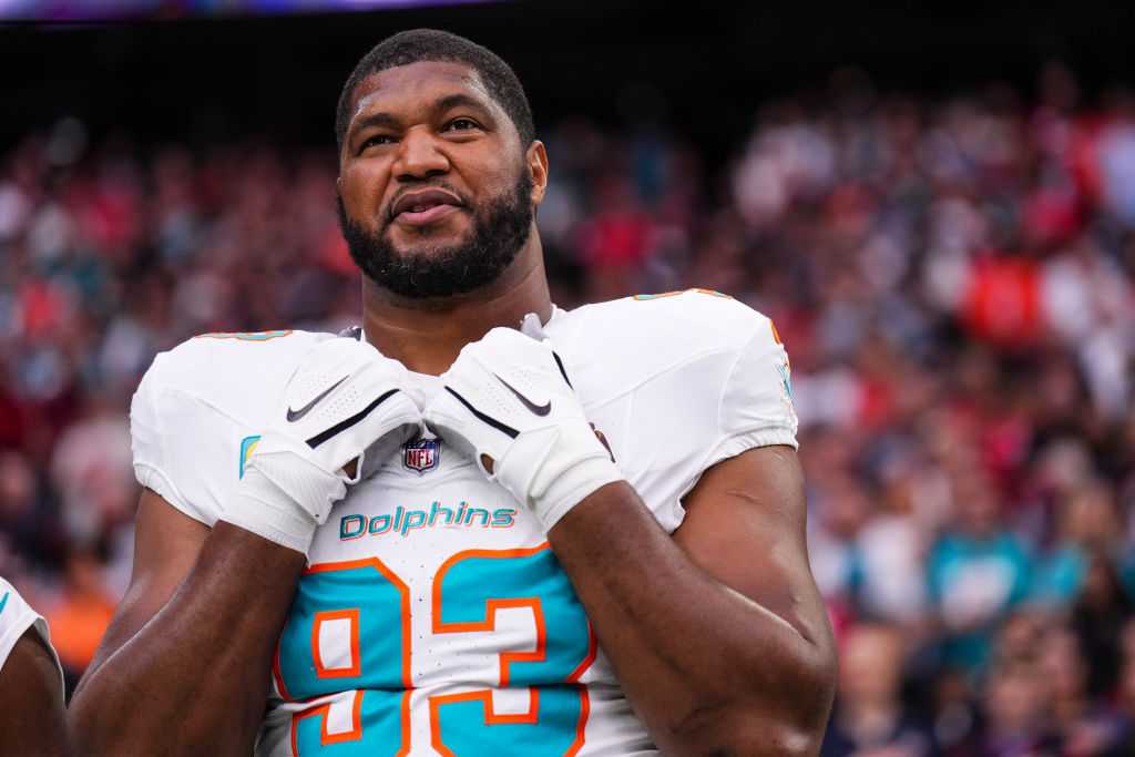 Mother of ex-Miami Hurricanes, Dolphins player Calais Campbell killed in Atlanta; suspect in custody
