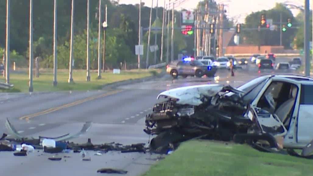 One person is dead after crash in northwest Oklahoma City, police say