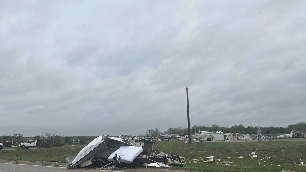 Kansas City area agencies conducing damage surveys after tornadoes