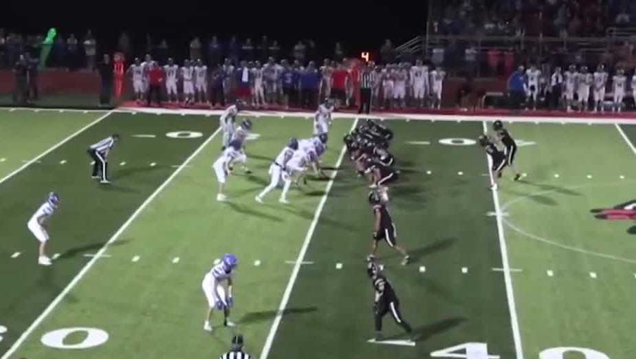 Iowa high school football: See the remaining undefeated teams in each class