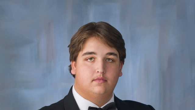 Community mourns senior who died in crash near campus before graduation