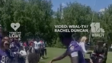 WATCH: Cleats for candy? Baltimore Ravens wide receiver makes trade with young fan