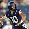 Caden Veltkamp throws for 5 TD passes in FAU's win in home opener