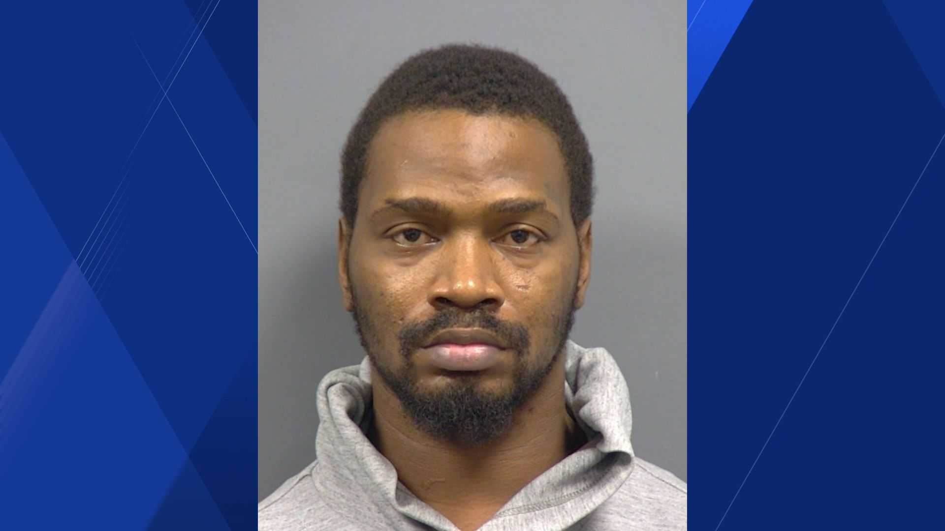 gulfcoastnewsnow.com - Layza Pinero Resto - Fort Myers man accused of violating probation following guilty plea to drug possession charges