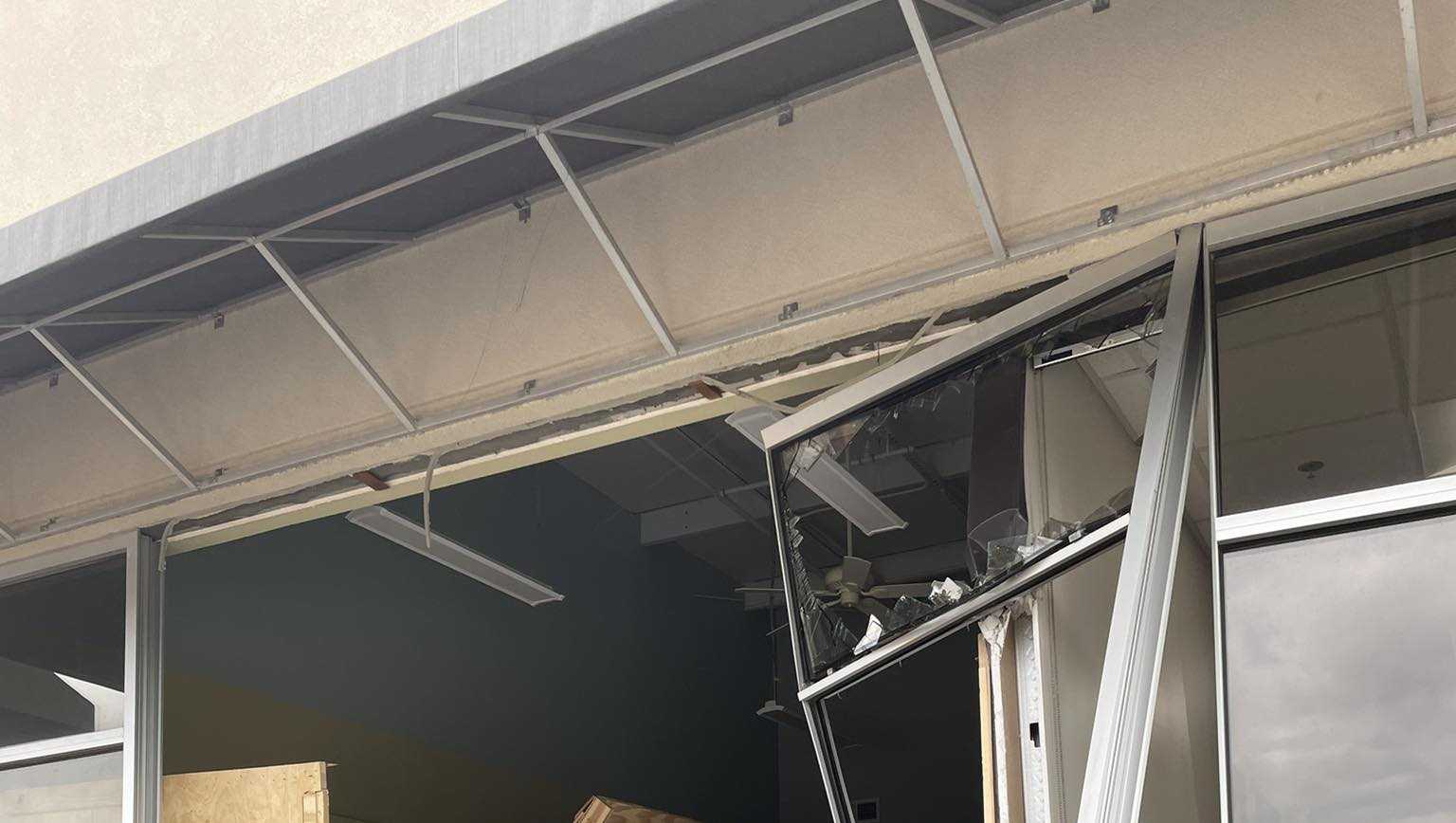 Car crashes into Ridgeland area school building, summer camp temporarily canceled