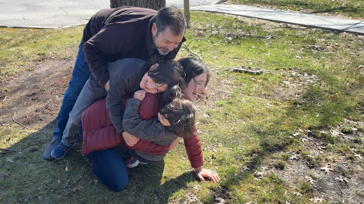 Vermont mom inspires her young kids as she prepares to take on the Vermont City Marathon