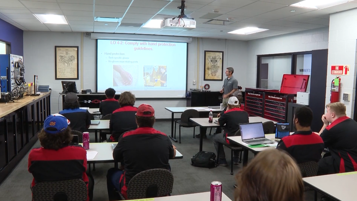Oklahoma CareerTech students can earn college credit for industry certifications