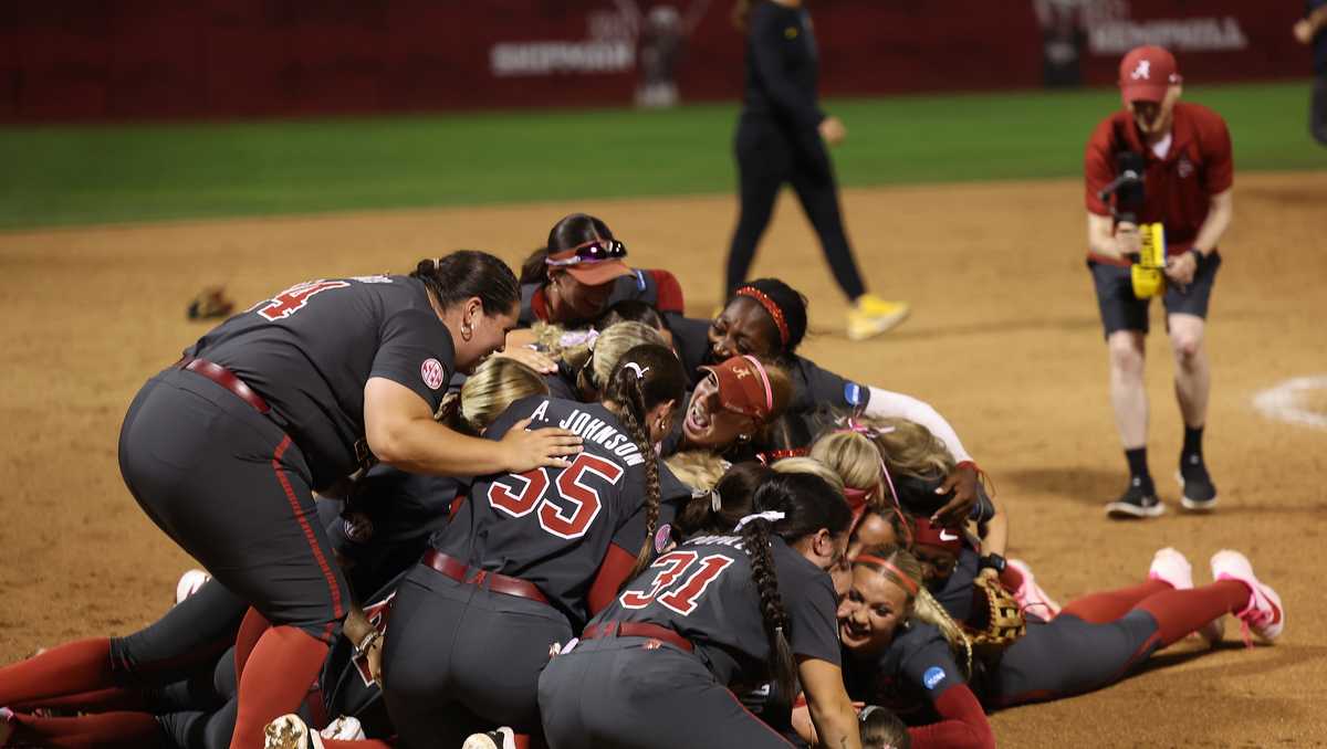 Alabama softball advances to Women's College World Series after sweeping LSU