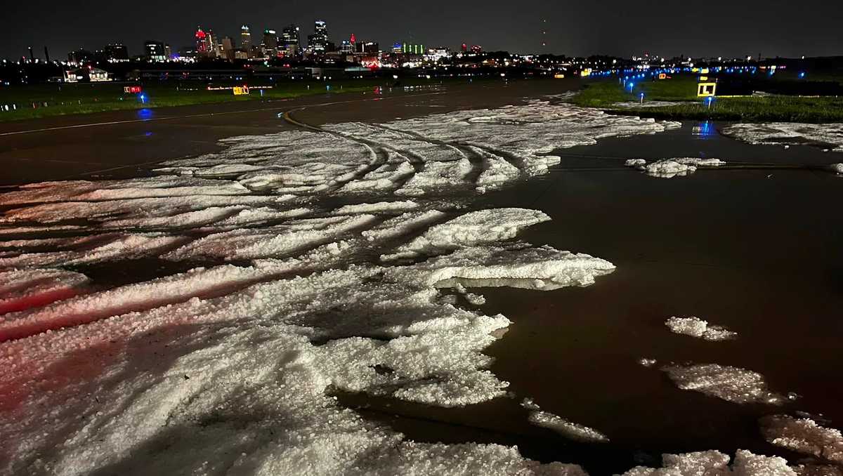 Snowplows come out after hail buries KC downtown airport taxiways