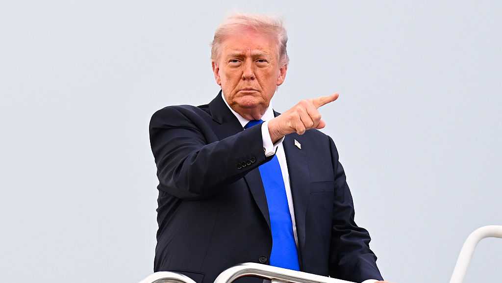 Protesters, supporters and heavy security mark Trump speech in West Palm Beach
