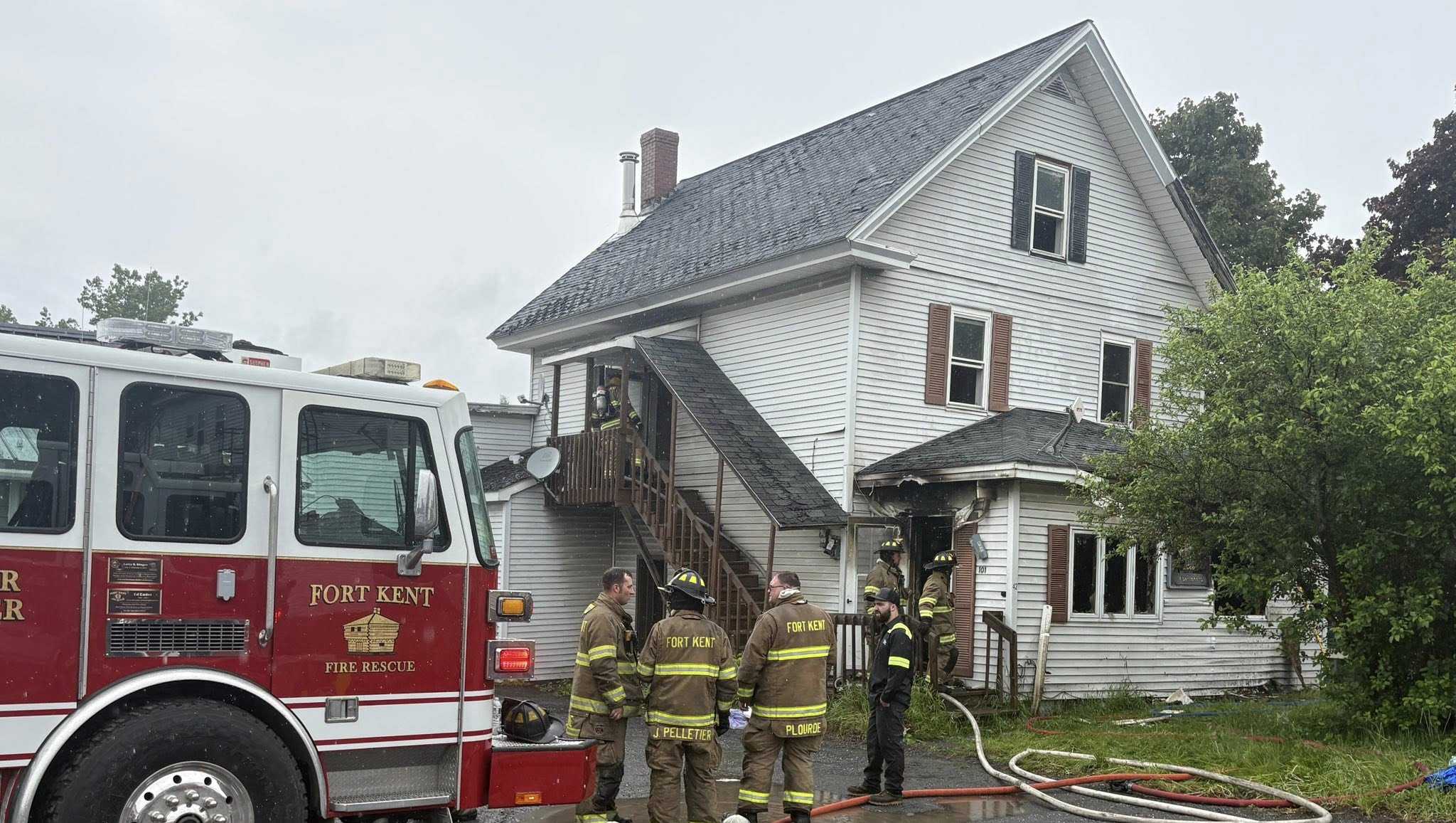 Firefighters unable to save woman after fire burns apartment building in northern Maine