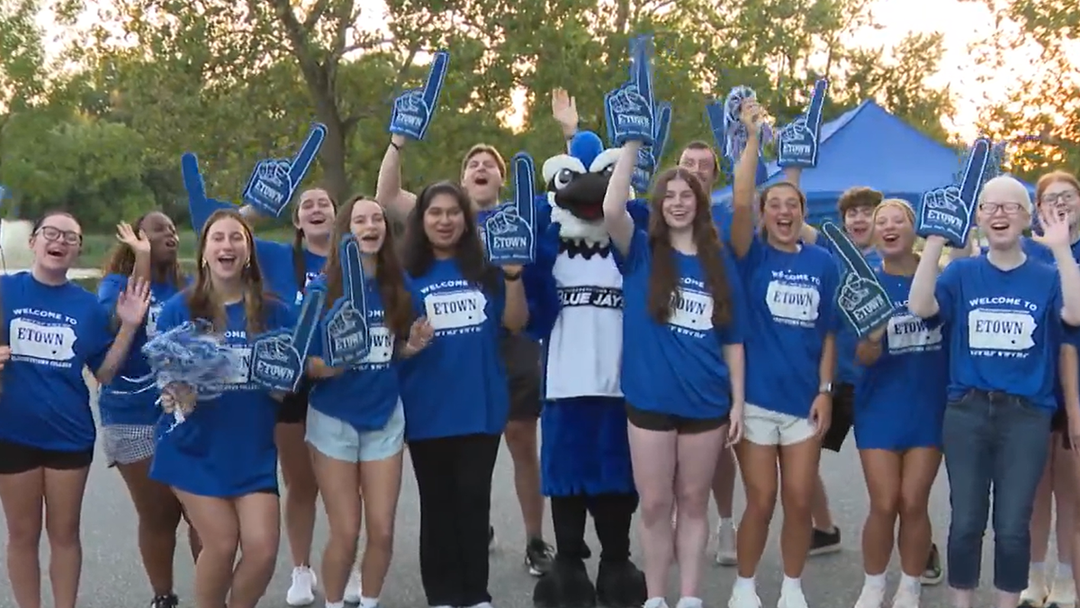 Elizabethtown College welcomes incoming students for Move-In Day