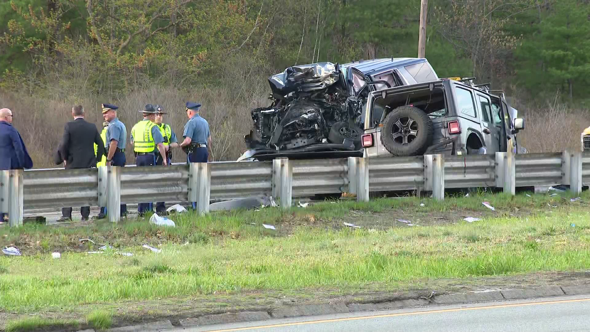 Massachusetts State Police trooper, wrong-way driver die in crash on Route 1 in Lynnfield, Massachusetts