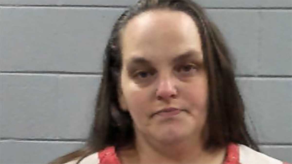 Woman arrested near Rankin County prison with $400,000 in drugs