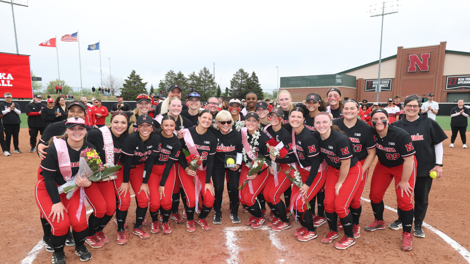 'Senior Day spring cleaning': Nebraska softball shuts out Iowa, sweeps final home series