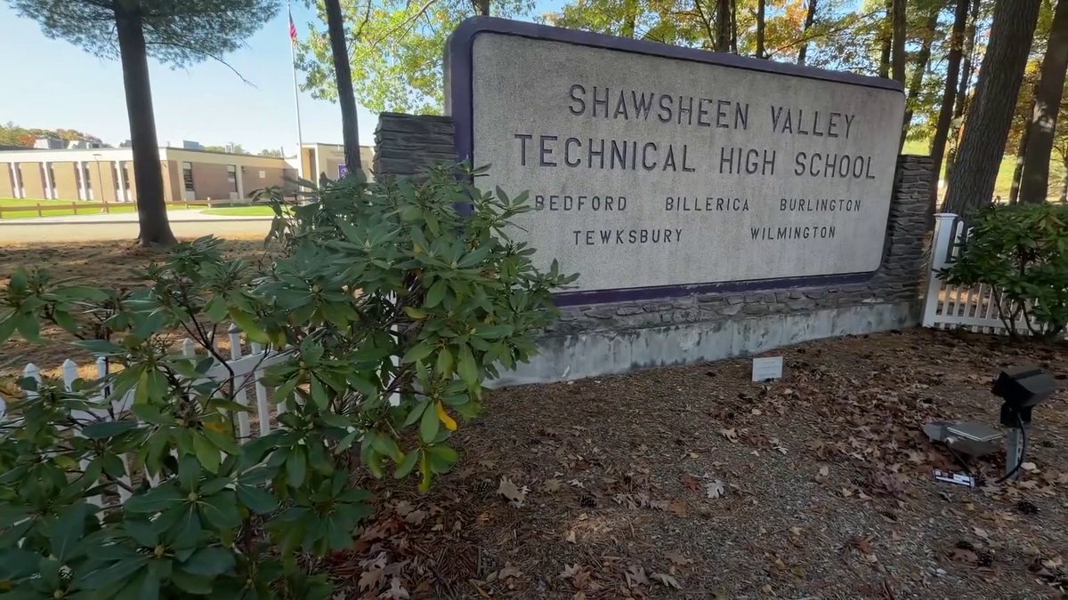 Threat written on bathroom stall at Mass. school prompts early dismissal