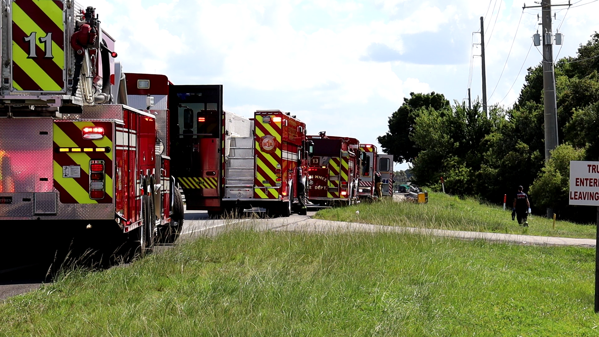 2 hospitalized in critical condition after small plane crashes in Kissimmee, officials say