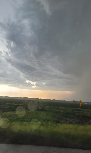 Severe storms cause thousands to lose power in western Iowa