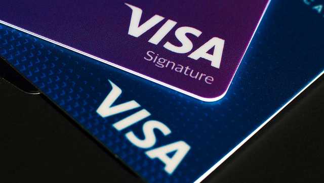 Federal data shows fewer consumers are winning credit card disputes