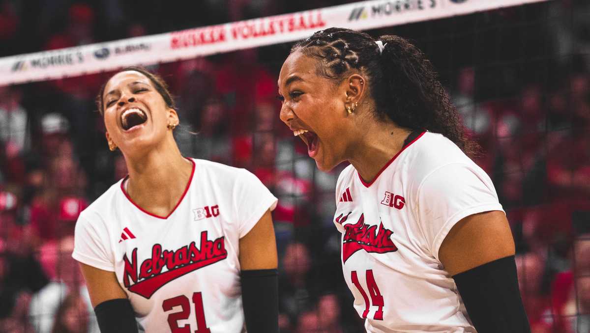Nebraska volleyball sweeps Ohio State in Lincoln