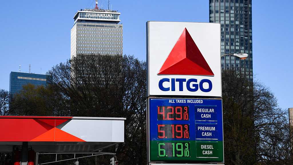 Labor Day gas prices reach record highs, straining budgets of Mass. drivers